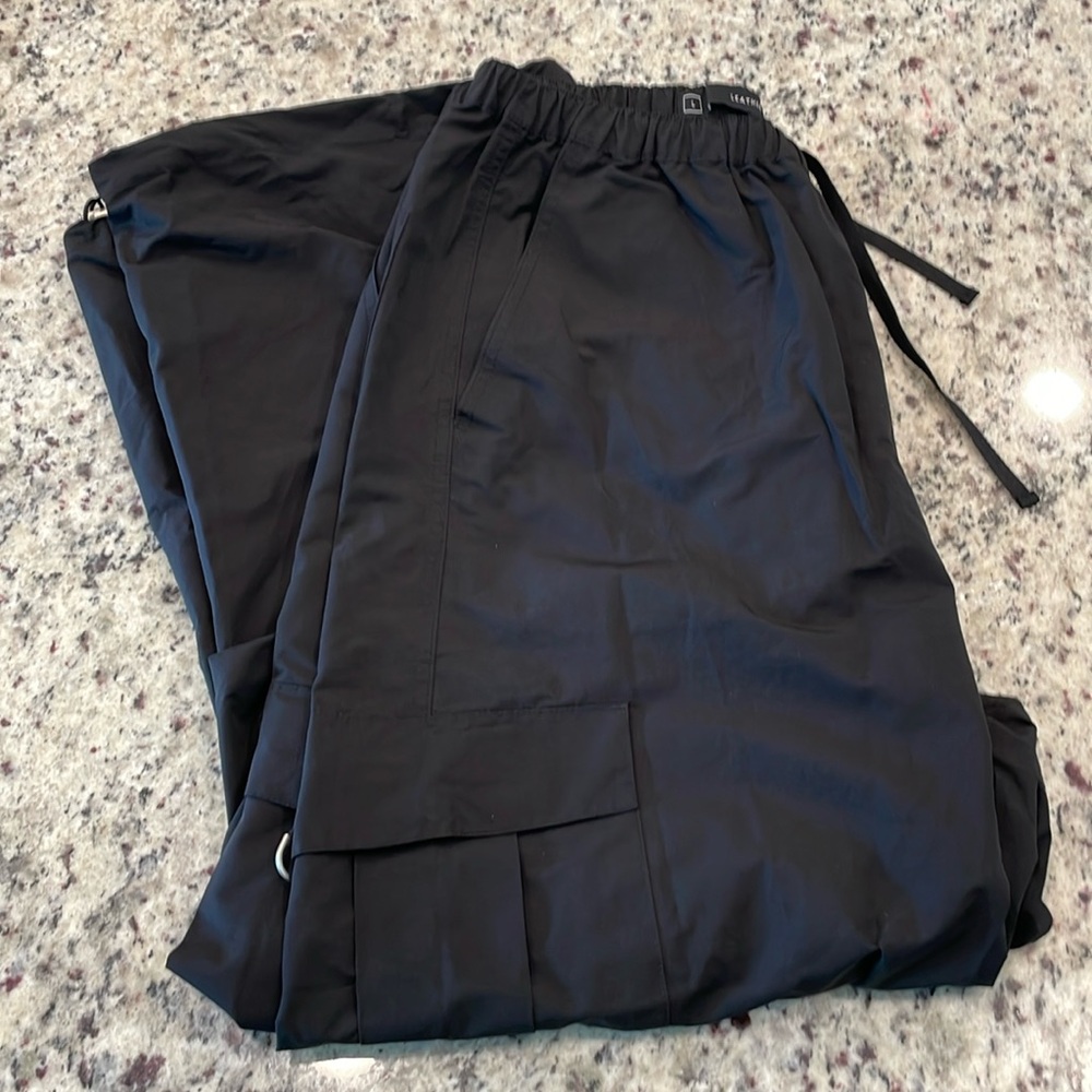 Never Worn - LEATHERY Parachute Wide Cargo Pants - Black - Exclusive - Korea